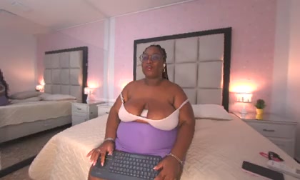 TreisyVixen