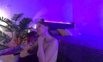 Gwen_Hilton
