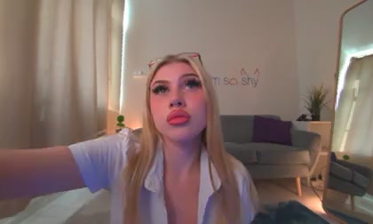 Kira_Moon