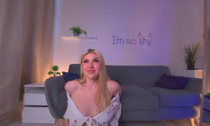 Kira_Moon