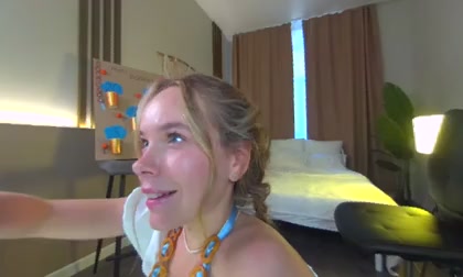 milly_shy
