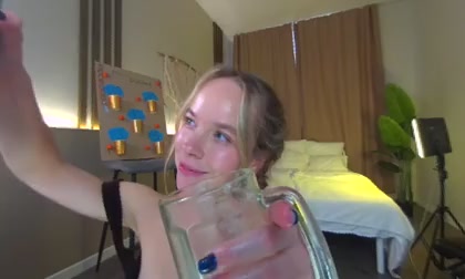 milly_shy