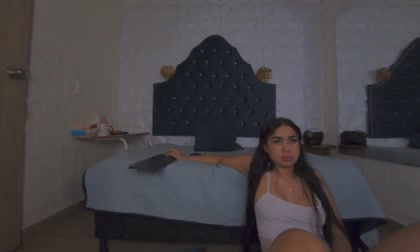 Chloe_moon01