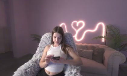LovelyyLilu