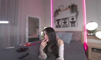 MonicaFox_