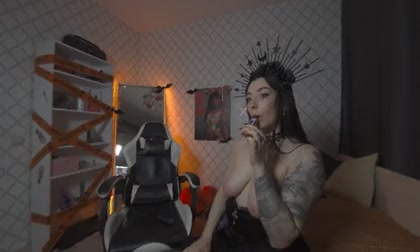 Curious_Lily