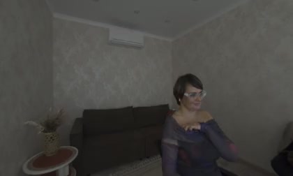 MayaNoir