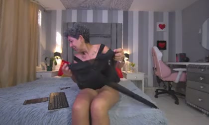 julianewell