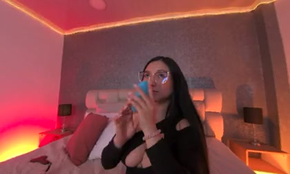 Lucy_neil