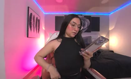 Lucy_neil