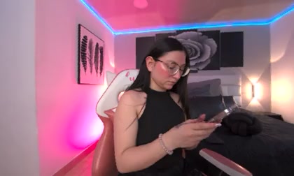 Lucy_neil