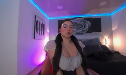 Lucy_neil