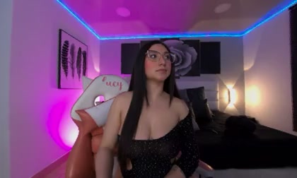 Lucy_neil