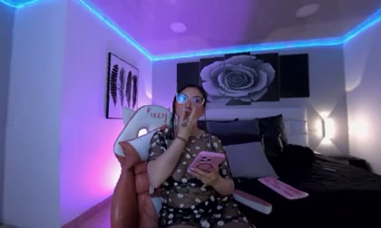 Lucy_neil