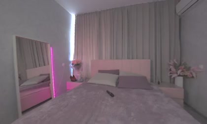 Ariana_Petite