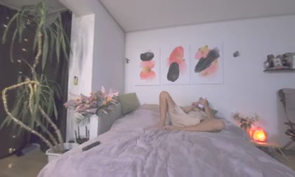 Ariana_Petite