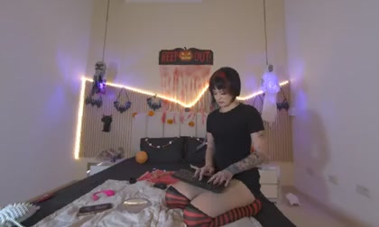 AriaLuxx_