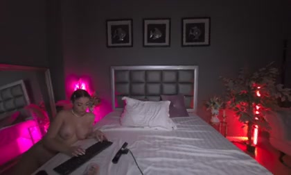 Anais_Bloom