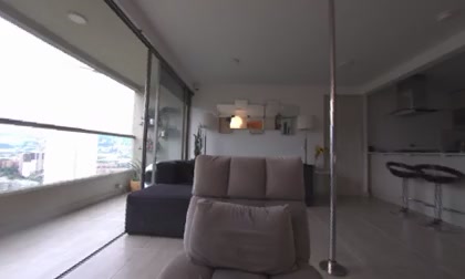 Mandi4pole