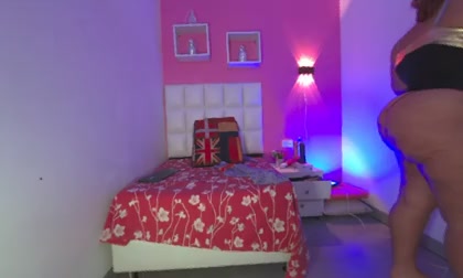 Alanna_hot3