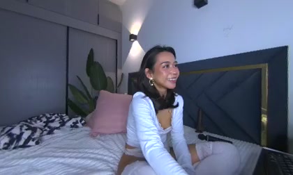 Mia_Tin
