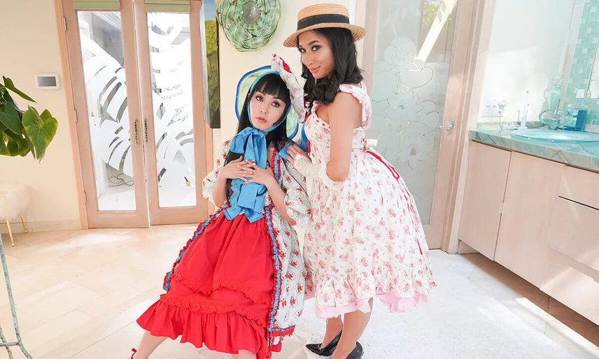Time Stops Japanese Girls