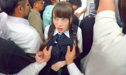 Bukkake Groping Vr - Japanese Girl Gives a Blowbang on the Train Against Her Will