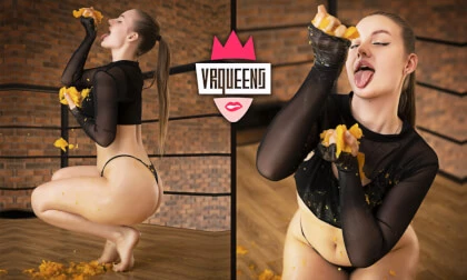 Fruits & Booty Play - Liona