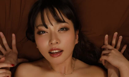 Kaho Imai – Friend's Gyaru Wife Visited Me at My Messy Apartment 3