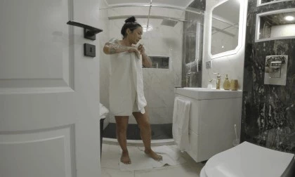 Mistress Kennya - BDSM Vacation Fantasy Episode 5 Shower Peek