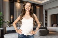 Nikki in Your Room VR porn