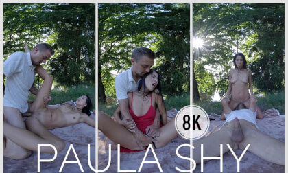 Amazing Paula Shy Wants Sex On A Trip