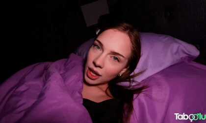 Step Sis Let Me Stay in Her Bed - Venus Vixen