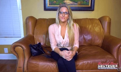 Blonde Anya Hot Solo Toys Play And Deep Pleasure Session!