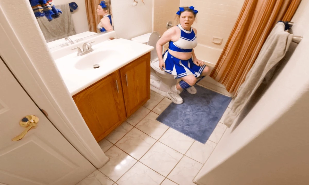 Annoying Stepbrother Gets To Home Base With His Stepsister In The Bathroom